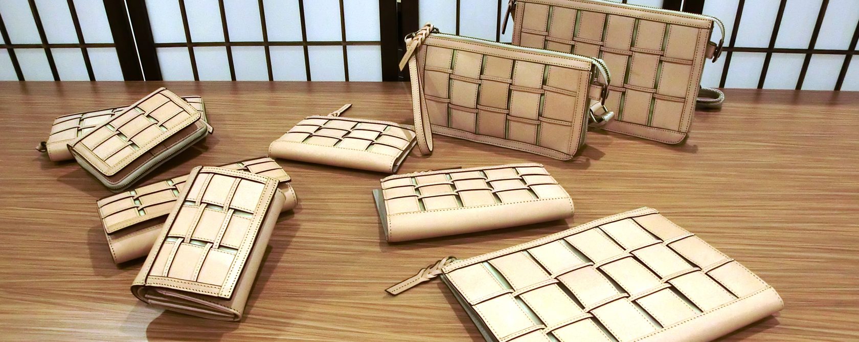 京都限定のELISIR caede KYOTO | エリシアカエデ京都のバッグシリーズ　Zima leather goods