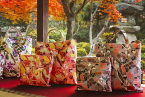 カエデ京都のバッグ