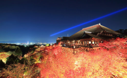 秋の夜の清水寺