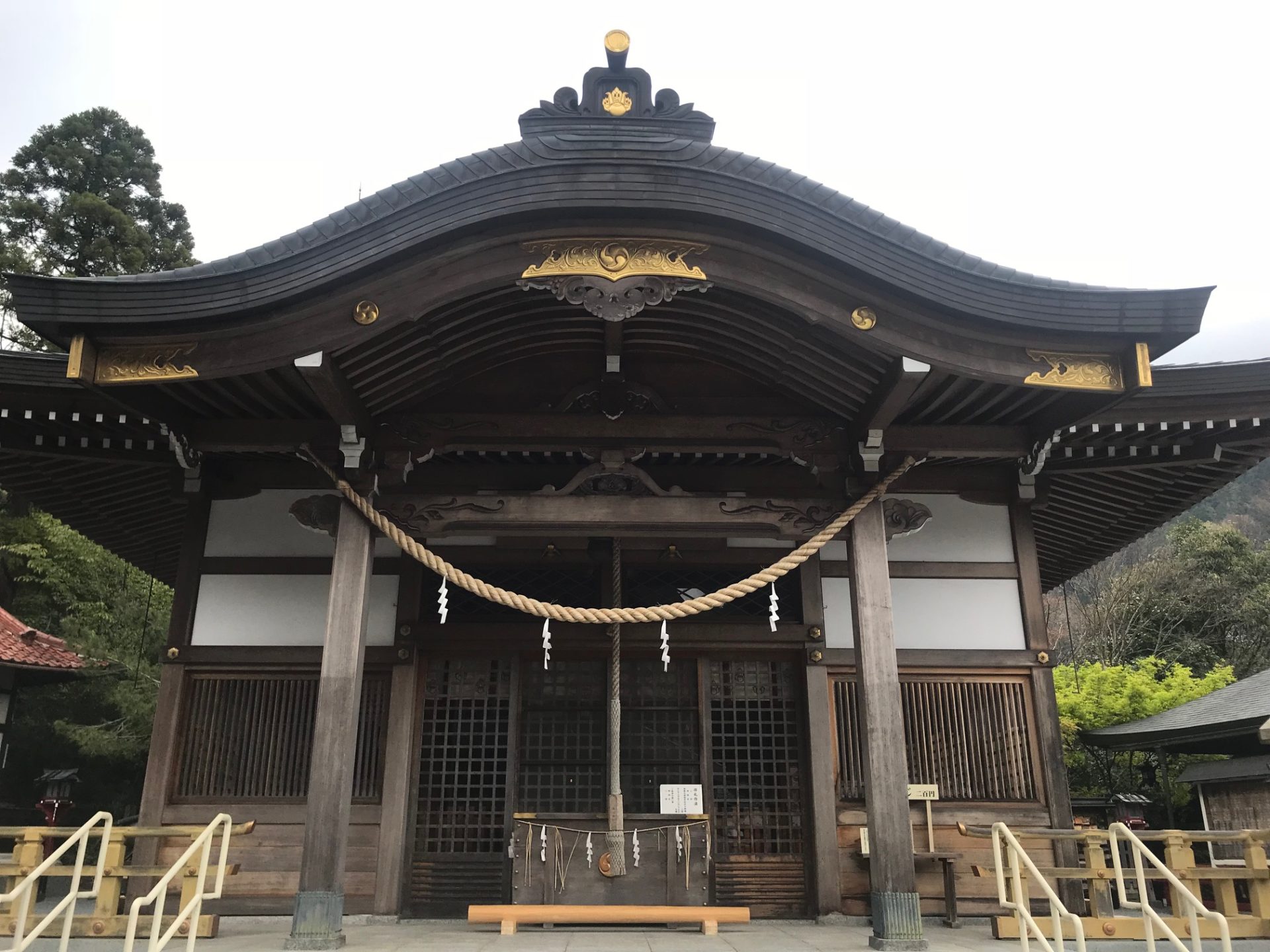 八方塞がり除けにご利益のある 九頭竜大社 Caedekyoto カエデ京都 紅葉と伝統美を引き継ぐバッグ