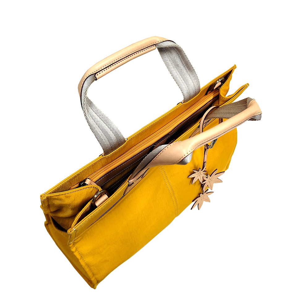 京都限定のELISIR caede KYOTO | エリシアカエデ京都のバッグシリーズ　Wrinkle Serena Grande Yellow