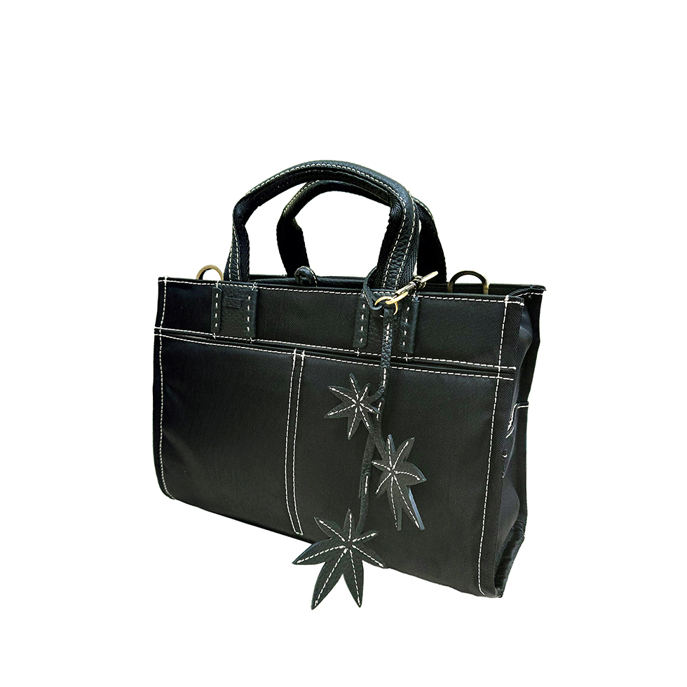京都限定のELISIR caede KYOTO | エリシアカエデ京都のバッグシリーズ　Wrinkle Serena Mini Black