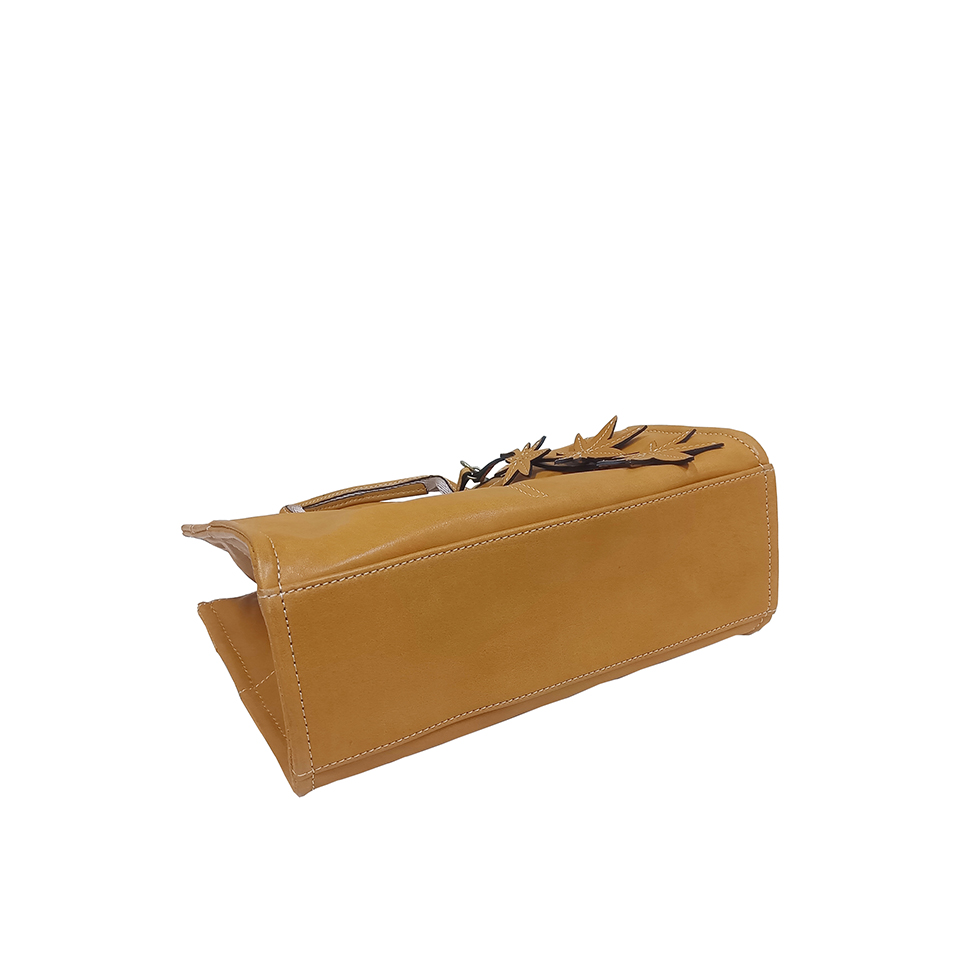 京都限定のELISIR caede KYOTO | エリシアカエデ京都のバッグシリーズ　SERENA Mini Camel