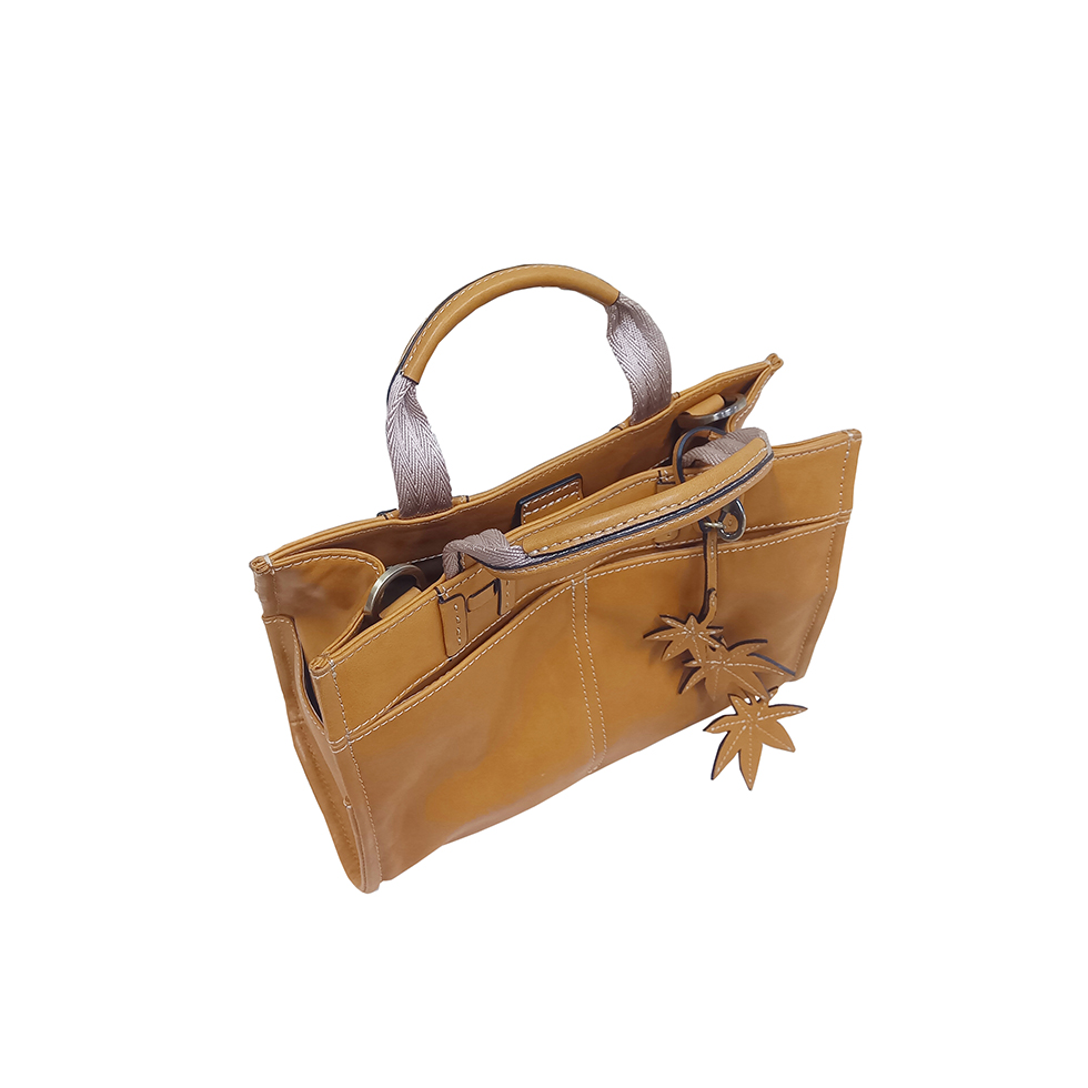 京都限定のELISIR caede KYOTO | エリシアカエデ京都のバッグシリーズ　SERENA Mini Camel