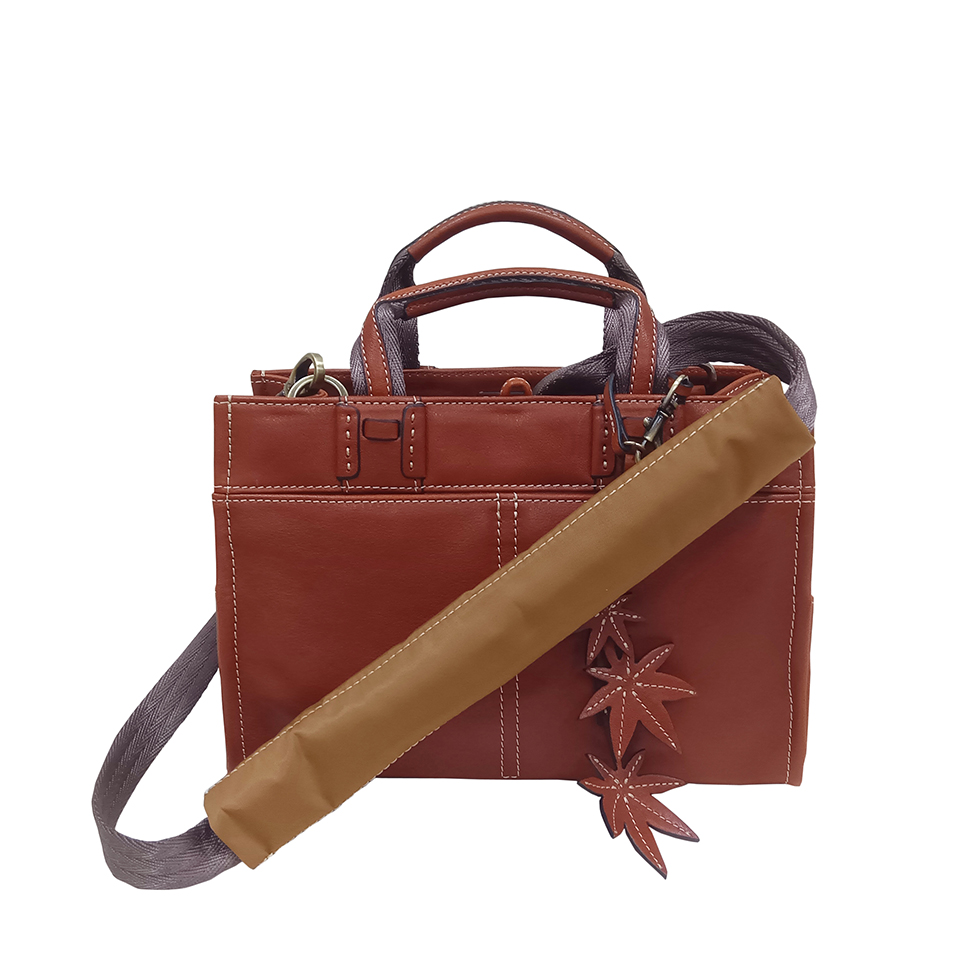 京都限定のELISIR caede KYOTO | エリシアカエデ京都のバッグシリーズ　SERENA Mini Cognac