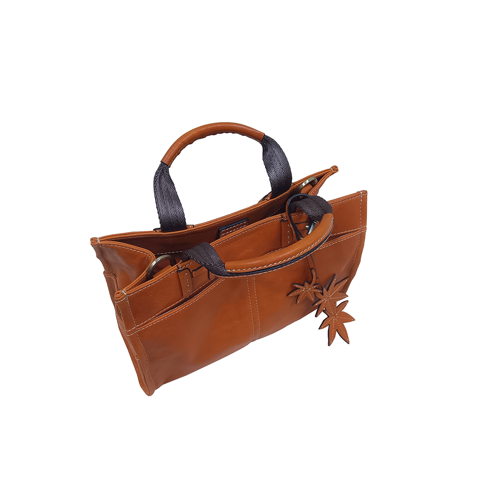 京都限定のELISIR caede KYOTO | エリシアカエデ京都のバッグシリーズ　SERENA Mini Orange