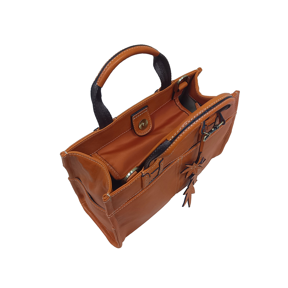 京都限定のELISIR caede KYOTO | エリシアカエデ京都のバッグシリーズ　SERENA Mini Orange