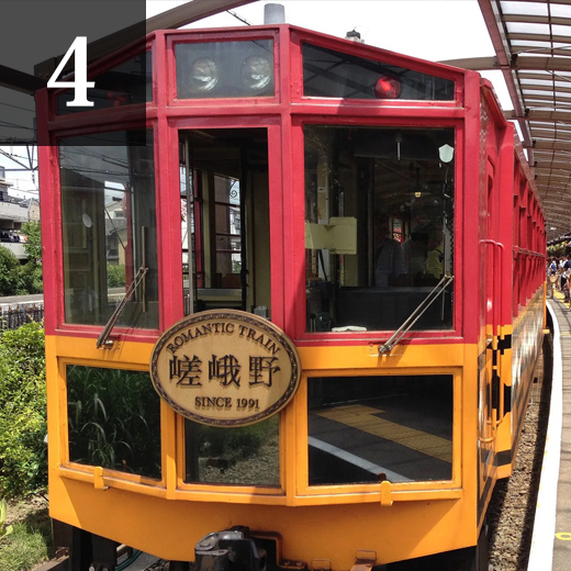 京都の紅葉を十分に満喫出来る嵯峨野トロッコ列車とは？知らなきゃ損な情報をご紹介！