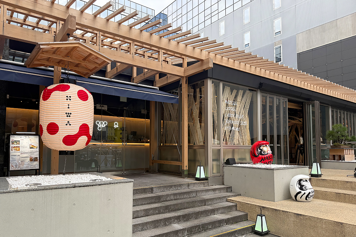 京都の新名所NIWA　外観